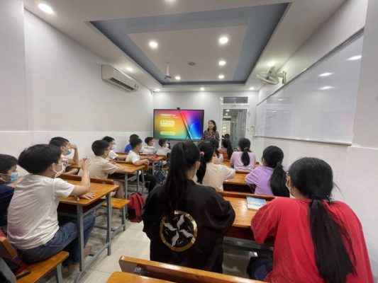 Trung tam boi duong hoc sinh gioi Nguyen Viet Xuan 3