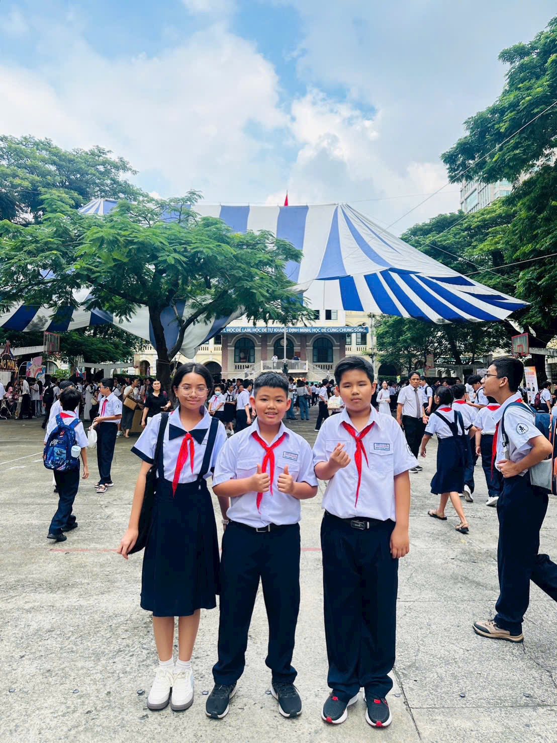 Trung tam Boi duong hoc sinh gioi Nguyen Viet Xuan khai giang 5 9 4